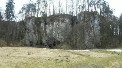 ZŘÍCENINA HRADU HOLŠTEJN