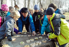 Ve Frýdlantu dnes otevřeli volnočasový areál lesopark Střelnice a naučnou stezku Než půjdeš do lesa