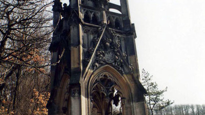 POMNÍK  KNÍŽETE  KARLA  EGONA II