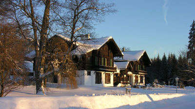 LOVECKÝ ZÁMEČEK KLADSKÁ