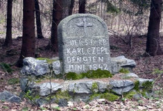 Tajemný náhrobek na Holém kopci