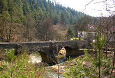 Voda a kámen v revíru Nový Dvůr