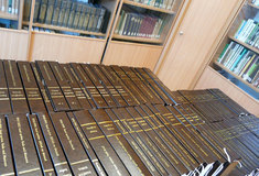 110 lesnických pamětních knih