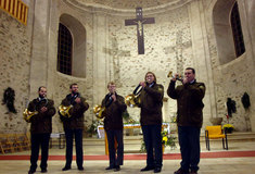 Svatohubertská mše v Neratově