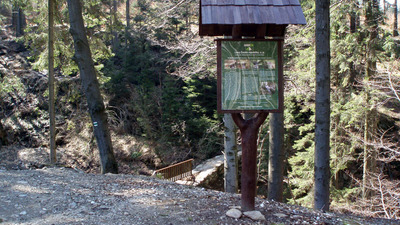 VRAŽEDNÝ POTOK – HRAZENÍ BYSTŘIN